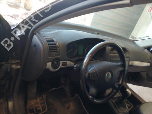 Dashboard SKODA OCTAVIA II Combi (1Z5) 2.0 TDI 4x4 | BP27654574C46 
