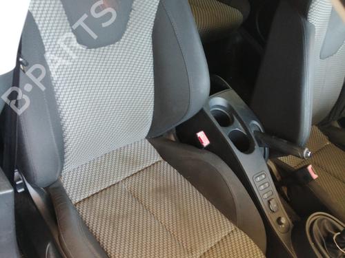 Right front seat SEAT LEON (1P1) 1.6 TDI | BP26709423C16 