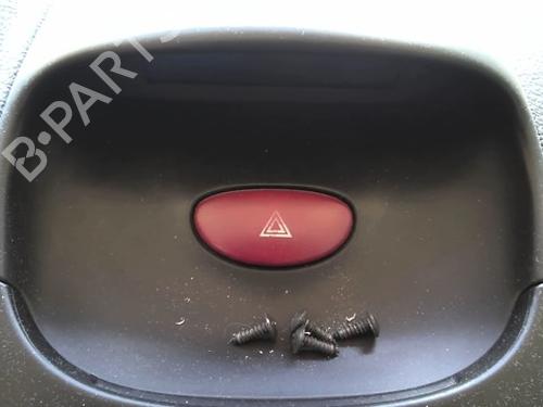 Used Warning switch Warning switch PEUGEOT 206 Hatchback (2A/C) 1.4 i (75 hp) 40537701 40537701