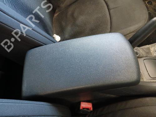 Armrest / Center console CITROËN C5 III (RD_) 1.6 HDi 110 (RD9HZC) | BP29560713I20 - Image 2