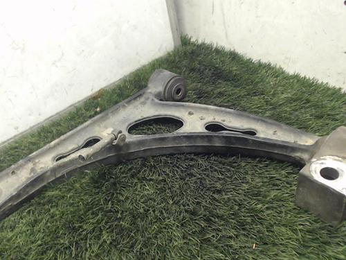 Used Left front suspension arm AUDI A3 (8P1) 2.0 TDI 16V (140 hp) 21276143