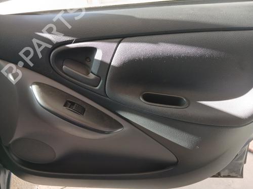 Used Front right window mechanism Front right window mechanism TOYOTA YARIS (_P1_) 1.4 D-4D (NLP10_, NLP10R) (75 hp) 33116284 33116284