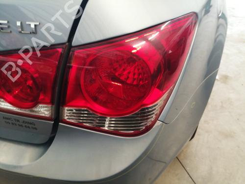 Right taillight CHEVROLET CRUZE (J300) 2.0 CDI | BP27616232C35 