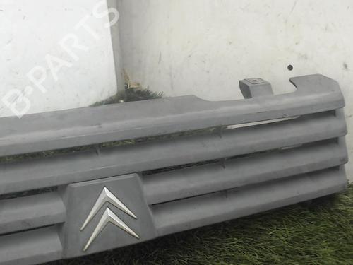 Used Grille CITROËN C15 Box Body/MPV (VD_) 1.8 D (60 hp) 20880774