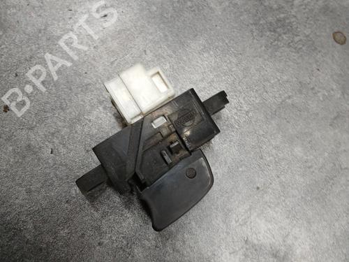 Used Right front window switch NISSAN ALMERA TINO (V10) 2.2 dCi (112 hp) 29126658