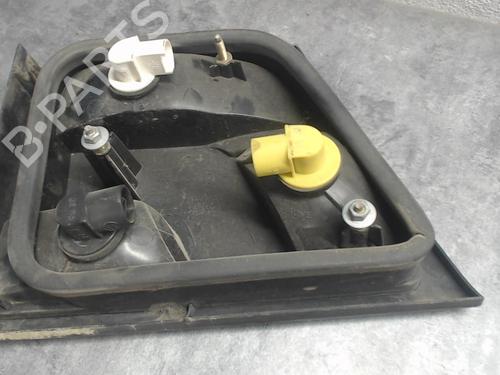 Used Right tailgate light Right tailgate light PEUGEOT 806 (221) 2.0 HDI (109 hp) 23568098 23568098