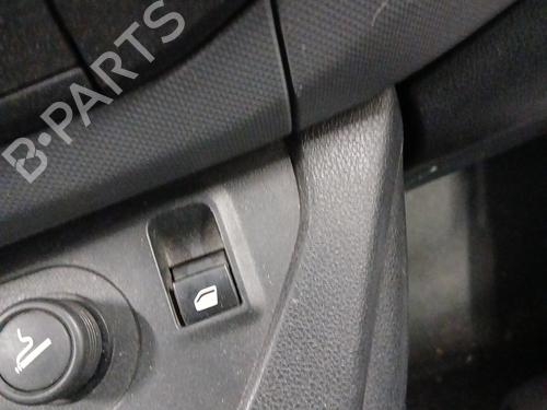Used Right front window switch PEUGEOT PARTNER Box Body/MPV 1.6 HDi (90 hp) 30153727