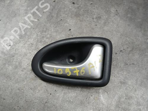Maniglia interna anteriore destra RENAULT CLIO II (BB_, CB_) 1.5 dCi (B/CB07) (65 hp) 30679999