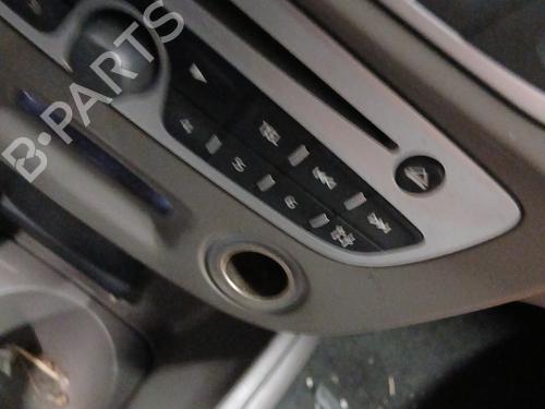 Radio RENAULT MEGANE III Hatchback (BZ0/1_, B3_) 1.5 dCi (BZ09, BZ0D, BZ1W, BZ29, BZ14) | BP28056732E6 