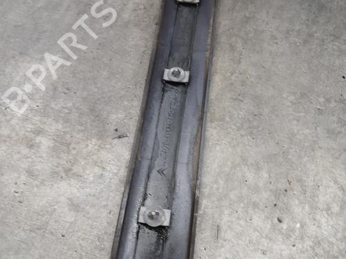 door-moulding-trim-citroen-c4-picasso-i-mpv-ud_-2006-2007-2008-2009-2010-2011-2012-2013-2014-2015-32438400 main image