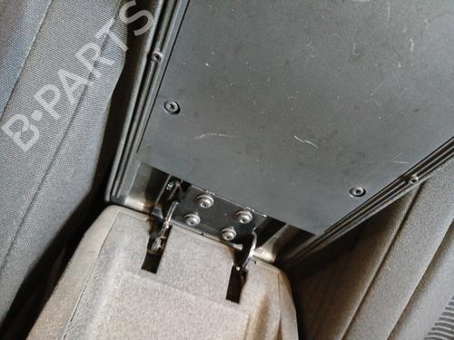 Armrest / Center console CITROËN C5 III (RD_) 1.6 HDi 110 (RD9HZC) | BP29560713I20 - Image 5