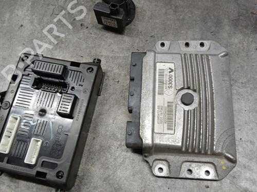 Used Electronic module Electronic module RENAULT CLIO III (BR0/1, CR0/1) 1.4 16V (98 hp) 30639136 30639136