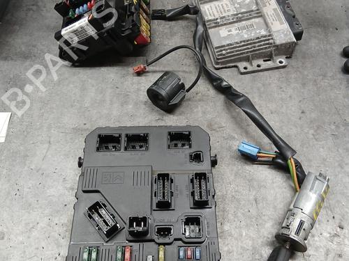 Module électronique PEUGEOT 206 Hatchback (2A/C) 1.4 i (75 hp) 31973839