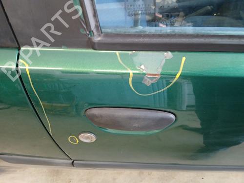 Używane Drzwi przednie prawe FIAT PUNTO (188_) 1.2 60 (188.030, .050, .130, .150, .230, .250) (60 hp) 30464362