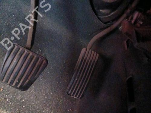 Pedal Pedal OPEL TIGRA (S93) 1.4 16V (F07) (90 hp) 28677378 28677378