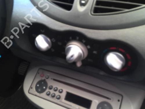 Climate control RENAULT TWINGO II (CN0_) 1.5 dCi (CN0E) | BP38681837I5 - Image 3