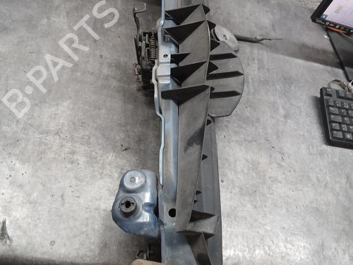 Used Crossmember Crossmember TOYOTA YARIS (_P9_) 1.4 D-4D (NLP90_, NLP90R) (90 hp) 33303842 33303842