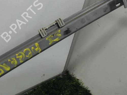 Used Front right window mechanism Front right window mechanism RENAULT MEGANE I (BA0/1_) 1.6 16V (BA04, BA0B, BA11, BA1J, BA16, BA19, BA1K, BA1V,... (107 hp) 20887289 20887289