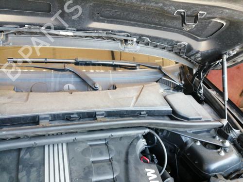 Used Front wiper motor Front wiper motor BMW X1 (E84) sDrive 18 d (143 hp) 25891289 25891289