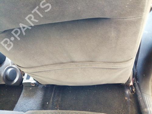 Sæde højre fortil FORD FOCUS I (DAW, DBW) 1.8 TDCi | BP26173657C16 