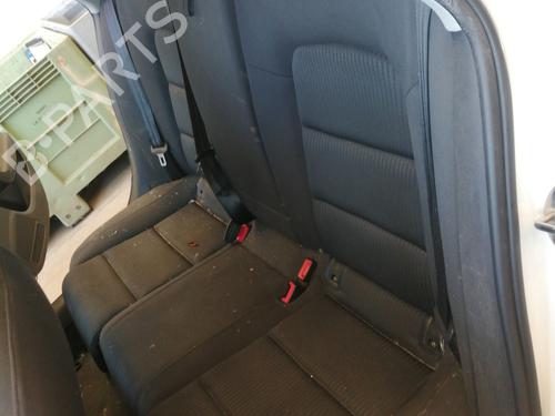 Sæde Bagtil AUDI A4 B8 (8K2) 2.0 TDI (177 hp) 27253586