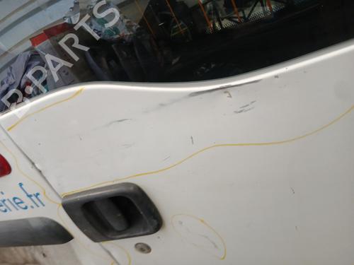 right-tailgate-renault-master-ii-van-fd-1997-1998-1999-2000-2001-2002-2003-2004-2005-2006-2007-2008-2009-2010-2011-2012-2013-29943023 main image