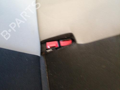 Used Seat buckle RENAULT CLIO III (BR0/1, CR0/1) 1.2 16V Hi-Flex (BR1U, CR1U) (75 hp) 25744889