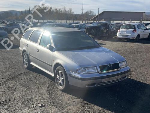 Right taillight SKODA OCTAVIA I Combi (1U5) 1.9 TDI | BP21277467C35 