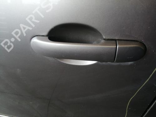 Used Front left exterior door handle NISSAN NOTE (E11, NE11) 1.5 dCi (86 hp) 26497901