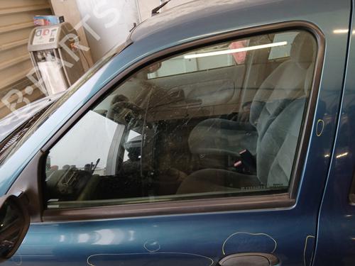 Dør rude ventre foran RENAULT CLIO II (BB_, CB_) 1.4 16V (B/CB0P, BB13) (98 hp) 32115606