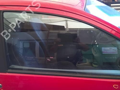 front-right-door-window-renault-twingo-ii-cn0_-2007-38681810 main image