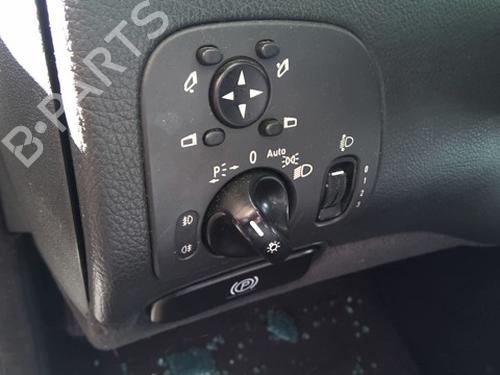 Used Headlight switch Headlight switch MERCEDES-BENZ CLK (C209) CLK 270 CDI (209.316) (170 hp) 39979846 39979846