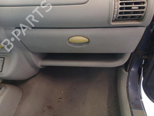 Dashboardkastje RENAULT TWINGO I (C06_) 1.2 (C066, C068) (58 hp) 32854432