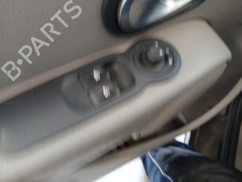 Left front window switch RENAULT MODUS / GRAND MODUS (F/JP0_) 1.5 dCi (FP0D, JP0D) | BP31330027I27