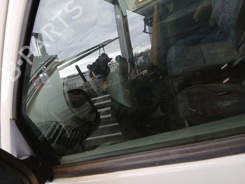 front-left-door-window-peugeot-partner-box-bodympv-5_-g_-1996-31595539 main image