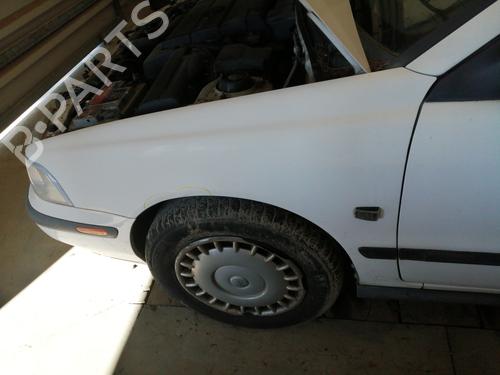 Left front fenders VOLVO V40 Estate (645) 1.6 | BP24402738C41 