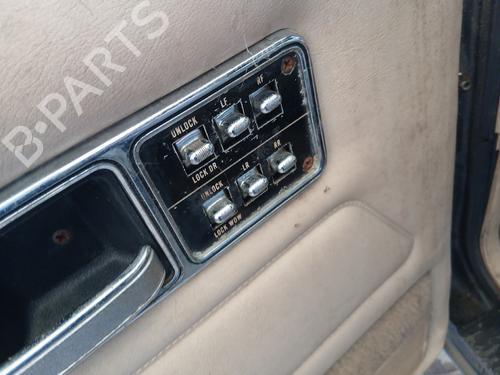 Used Left front window switch Left front window switch JEEP CHEROKEE (XJ) 2.1 TD (87 hp) 35958957 35958957