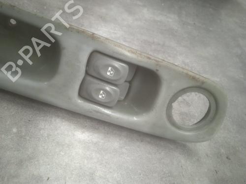 Used Left front window switch Left front window switch RENAULT TWINGO I (C06_) 1.2 16V (C06C, C06D, C06K) (75 hp) 23863573 23863573