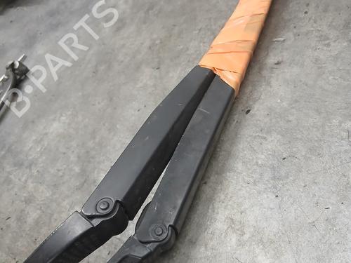 Used Front windshield wiper arm Front windshield wiper arm 36948310 36948310