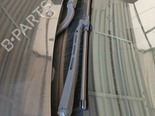 Used Front windshield wiper arm BMW 3 Coupe (E92) 330 d (231 hp) 28521800