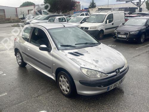 Rear left quarter glass PEUGEOT 206 Hatchback (2A/C) 1.4 16V | BP20884826C93 