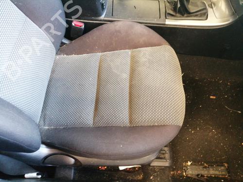 Right front seat MAZDA 6 Hatchback (GG) 2.0 DI (GG14) | BP27316612C16 - Image 2