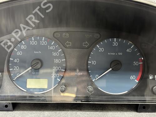 Used Instrument cluster Instrument cluster 32993214 32993214