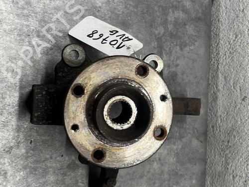 Used Left front steering knuckle RENAULT CLIO III (BR0/1, CR0/1) 1.2 16V Hi-Flex (BR1U, CR1U) (75 hp) 29375291