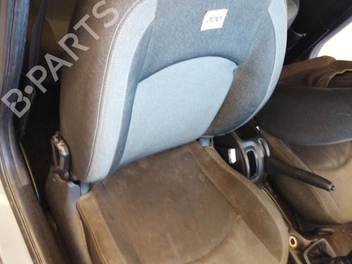 Right front seat PEUGEOT 206 Hatchback (2A/C) 1.4 i | BP27586195C16 