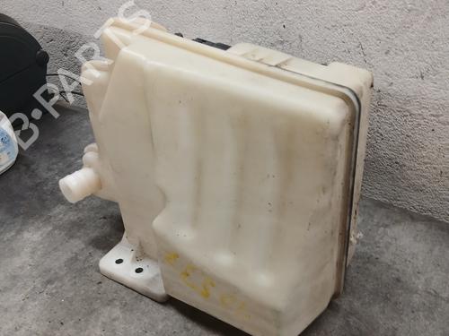 Used Windscreen washer tank Windscreen washer tank SKODA OCTAVIA II Combi (1Z5) 2.0 TDI 4x4 (140 hp) 36010803 36010803