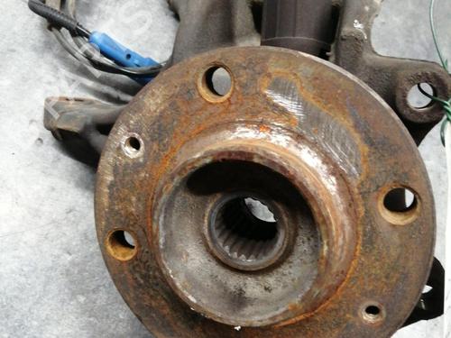 Right front steering knuckle PEUGEOT 2008 I (CU_) 1.2 VTi | BP24502264M26 - Image 4