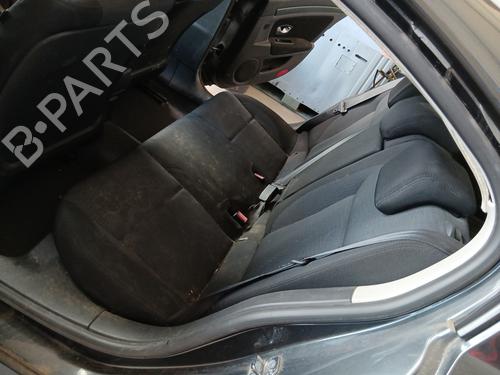 Sæde Bagtil RENAULT LAGUNA III (BT0/1) 1.5 dCi (BT00, BT0A, BT0T, BT1J) (110 hp) 30129827