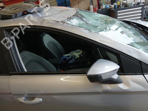 front-right-door-window-seat-ibiza-v-kj1-kjg-2017-32164030 main image