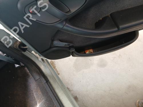 Vindusheismekanisme høyre bak CITROËN XSARA (N1) 1.4 i (75 hp) 32139065